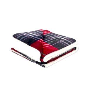 NWT Victoria’s Secret Plaid Sherpa Fleece Blanket